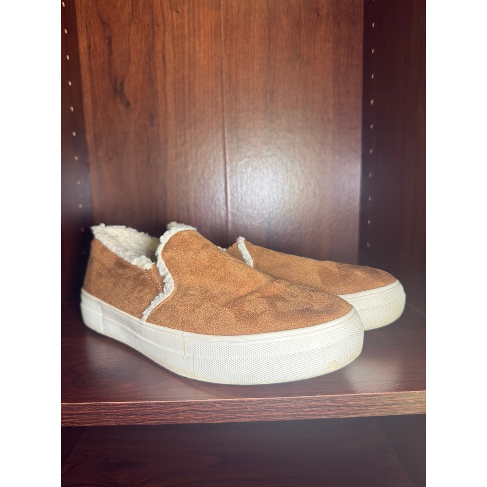Soda Women Tan Faux Suede Faux Shearling Lined Slip On Platform Sneakers Size 9